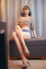 Karolina - Reale Sexpuppe mit Mittlerer Brust 170cm Japanische Sex Puppen der Marke JY